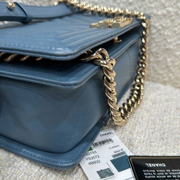 Chanel flap bag - Picture 3 of 10